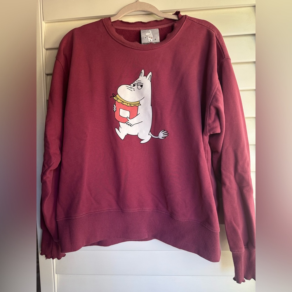 Women's Crew Neck Sweater - Red